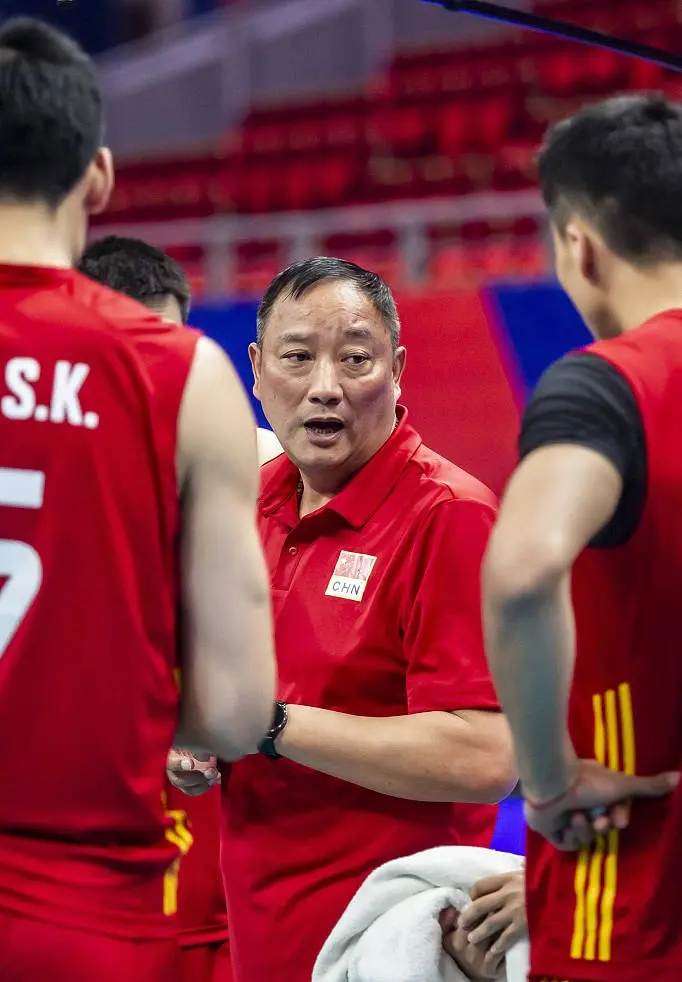 开云体育登录入口-费城76人队四巨头