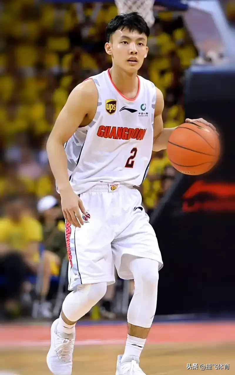 开云体育登录入口-法甲转会期再迎强敌；广厦男篮回应争议；主帅态度——话题不断；轮换策略成焦点的简单介绍