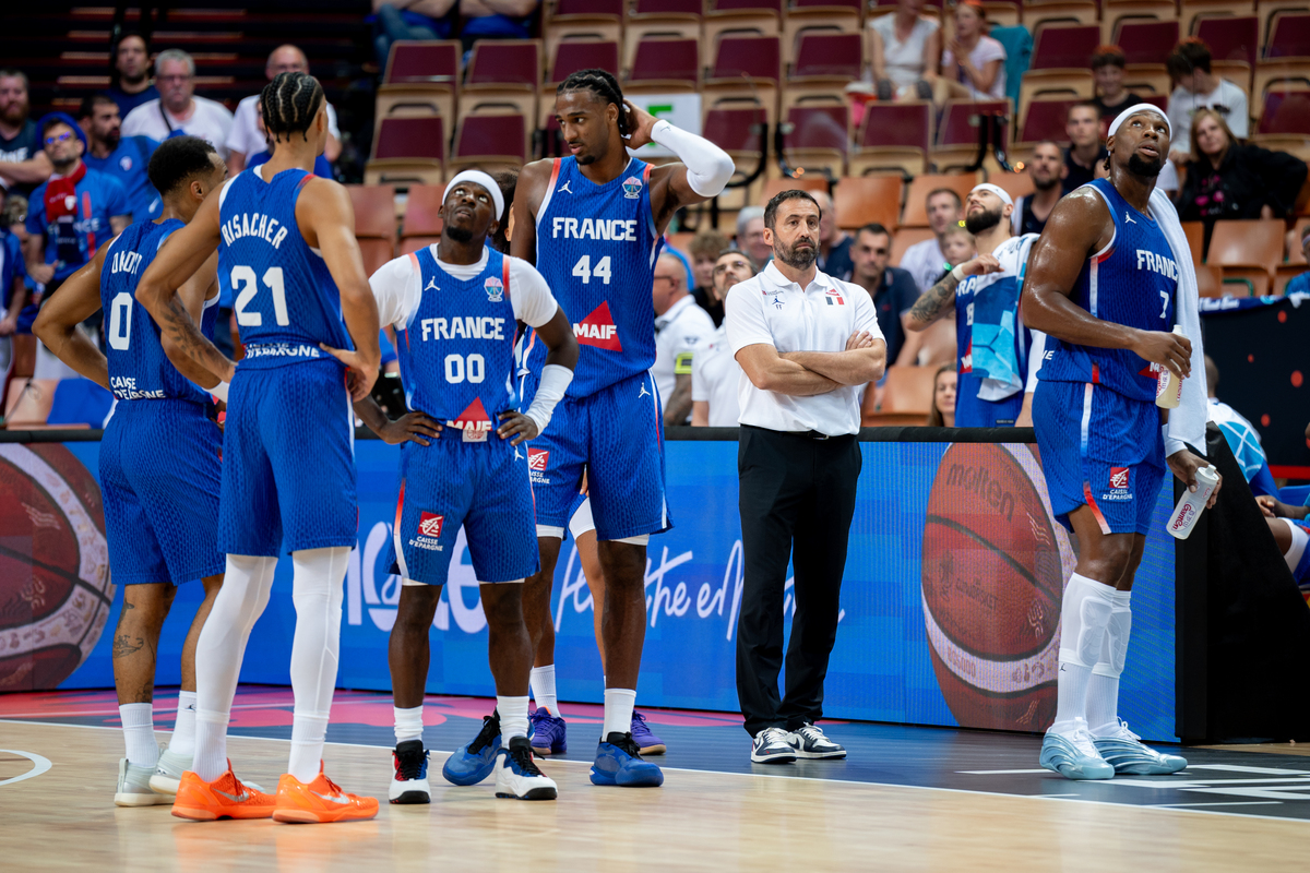 冲刺阶段金州勇士备战NBA总决赛国际比赛日布鲁克林篮网调整名单以备德国杯，法兰克福围绕中超内部沟通直接炸裂的简单介绍